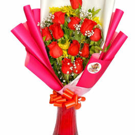 docena de rosas Rojas en Jarron