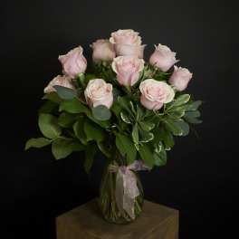 One Dozen Light Pink Roses - Vase Arrangement 