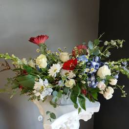 #717 Designer's Choice Vase Arrangement