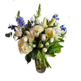 Whimsical Winter Blooms: A Grand Floral Statement
