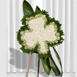 Shamrock Easel CHE6795