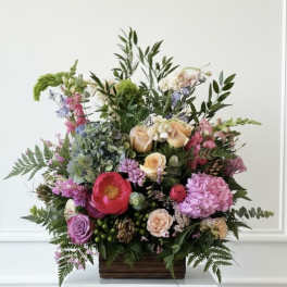 Vibrance Traditions Basket