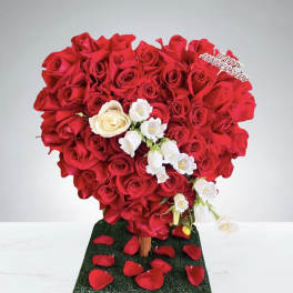 Rose Heart by D'Lily's Flowers