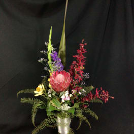 Elegant Tropical Holiday