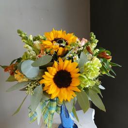 #703 Designer's Choice Vase Arrangement
