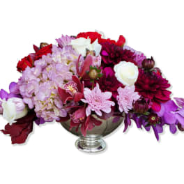 Teleflora's Lush and Lovely