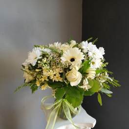 #716 Designer's Choice Vase Arrangement