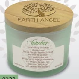 Mint-green candle in a glass jar with a wooden lid