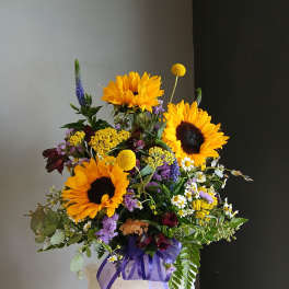 #712 Designer's Choice Vase Arrangement