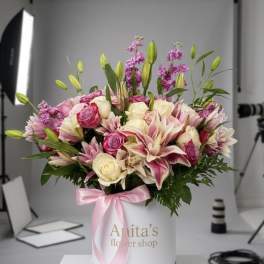 Pink  Velvet Box.