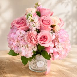 Eirene's Tender Bloom – Luxury Pink Vase Arrangement