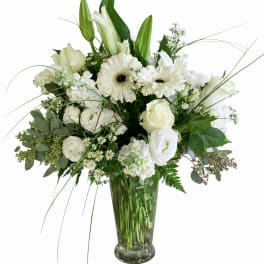 All white Beauty Bouquet