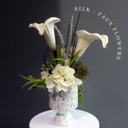 Forever In Bloom: Silk - Faux Flowers