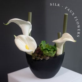 Calla Lilies Whisper: Silk - Faux Flowers