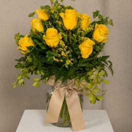 Dozen Long Stemmed Yellow Roses