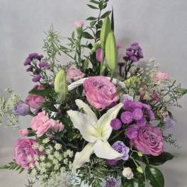 Victorian Lovely Basket