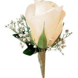 Cream rose boutonniere with baby's breath and greenery