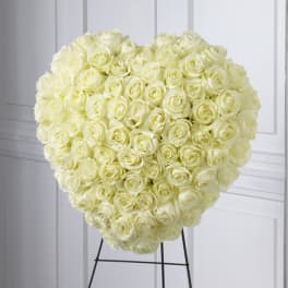 The FTD Elegant Remembrance Standing Heart