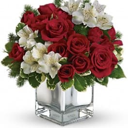 Teleflora’s Christmas Blush Bouquet