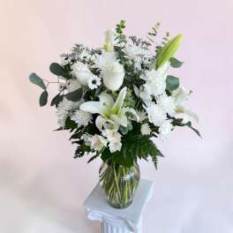The White Mixed Vase