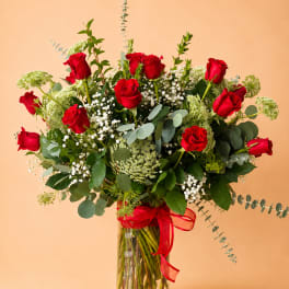 2 Dozen Roses Arrangement Standard