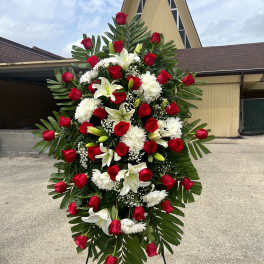 Grand Red and White Standing Spray