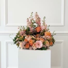 Peach Urn Garden