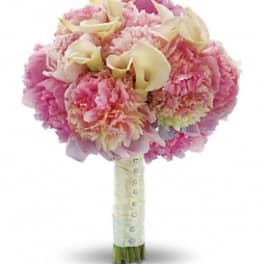 Pink and cream bridal bouquet with calla lilies and carnations