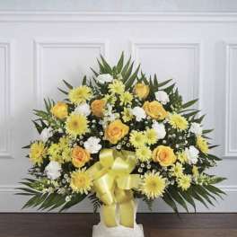 White and Yellow Pedestal Arrangement