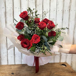 12 Fresh long stem Red Roses Wrapped