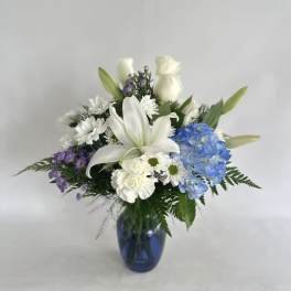 SV1 - Vase Arrangement