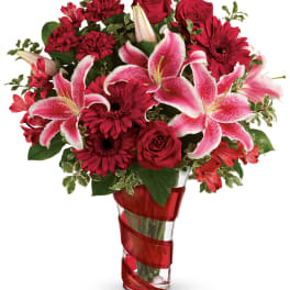 Teleflora's Swirling Desire Bouquet DX