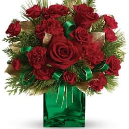 Teleflora's Yuletide Spirit Bouquet