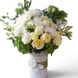 Vanilla Rose Bouquet Designer's Choice