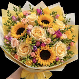 Bountiful Garden Wrapped Bouquet (No Vase)
