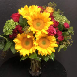 Summer Elegance Bouquet