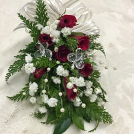 Wrislet with Baby Roses