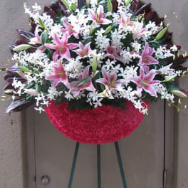Half Moon Wreath - W60030