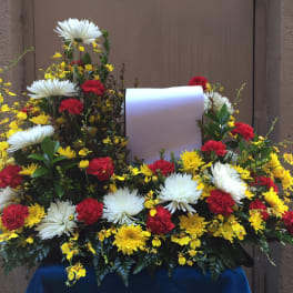 Picture or Urn arrangement with oriental flare
