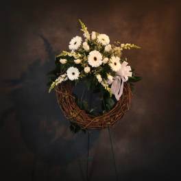 Grapevine Wreath - Huntsville sympathy delivery