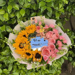 Mirror Bouquet