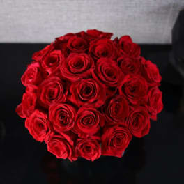 Round bouquet of red roses