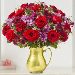 MAJESTIC MOMENT CLEAR VASE