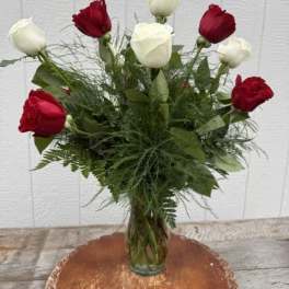 Aggie Dozen Roses