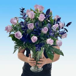 Classic 2 Dozen Lavender Long-Stem Roses