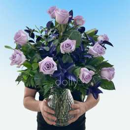 Classic Dozen Lavender Long-Stem Rose Bouquets