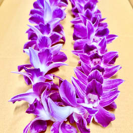 PENNAPA SONYA ORCHID LEI