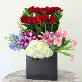 Dozen Rose Mix