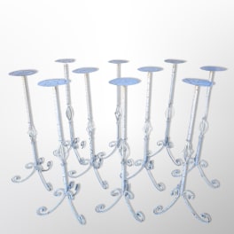 Crackeled Iron Stands for Aisle