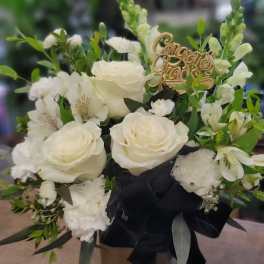 Congrats Grad Bouquet
